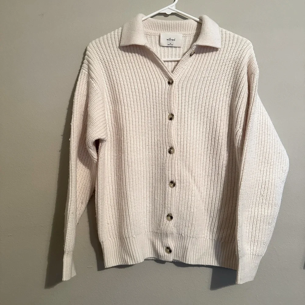 Aritzia Wilfred Button Up Cardigan Sweater